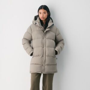 The Super Puff™ Mid length in Taupe